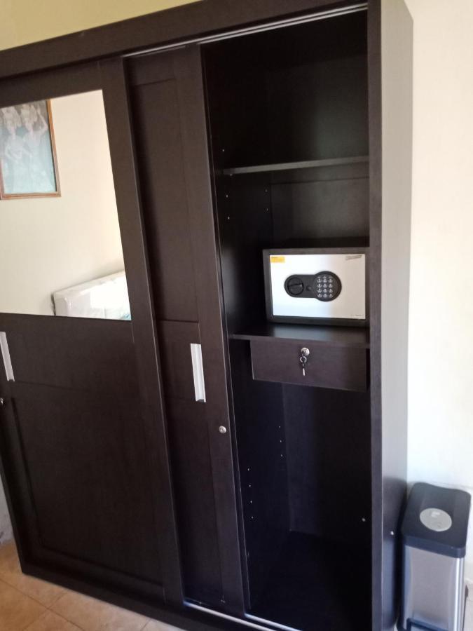 סנגיגי Arnel Bungalows מראה חיצוני תמונה
